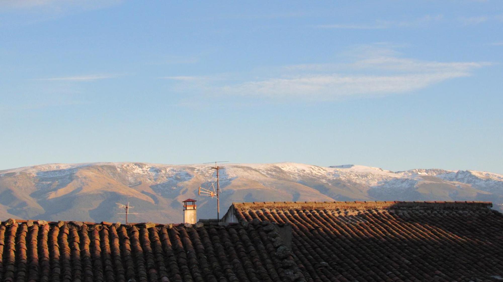 Casa Rural Mi Descanso Valdefuentes de Sangusín Exterior foto