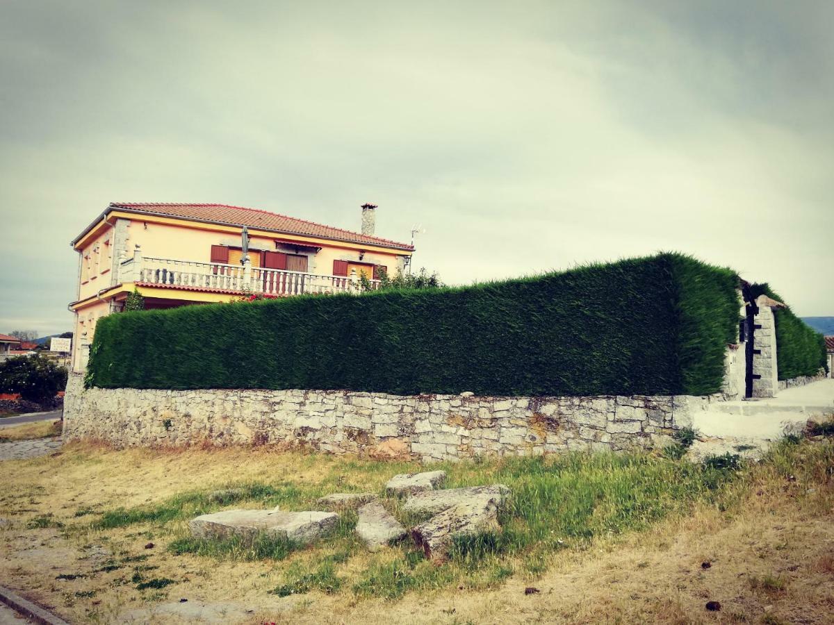 Casa Rural Mi Descanso Valdefuentes de Sangusín Exterior foto