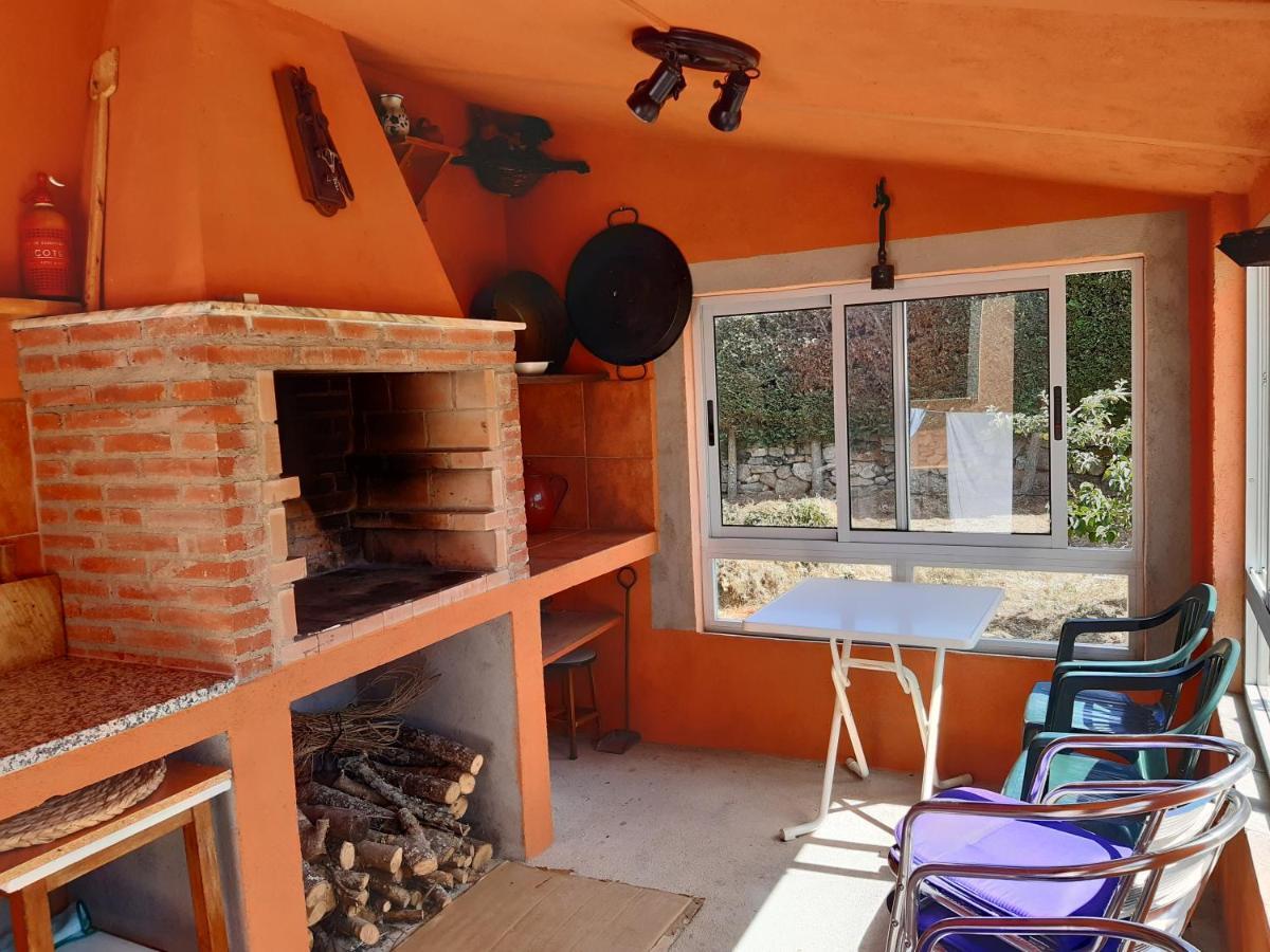 Casa Rural Mi Descanso Valdefuentes de Sangusín Exterior foto